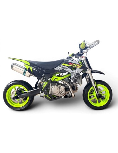 MTR racer r on road