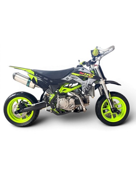MTR racer r on road